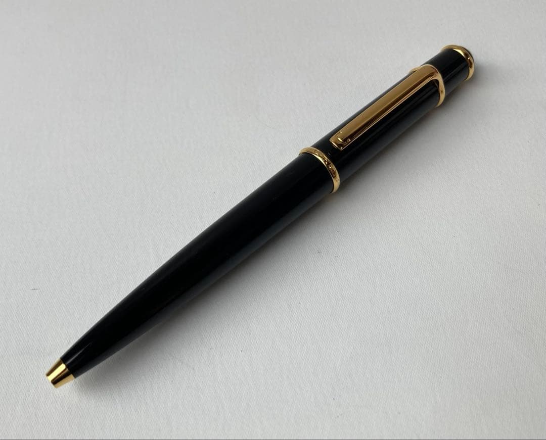 カルティエ　ディアボロドゥ　ブルーカボション　ブラックコンポジット　ボールペン