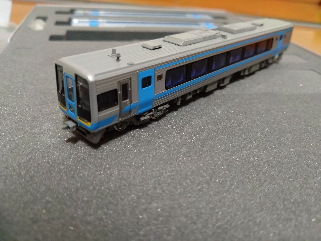 kagosima gogo　KATO JR四国2000系