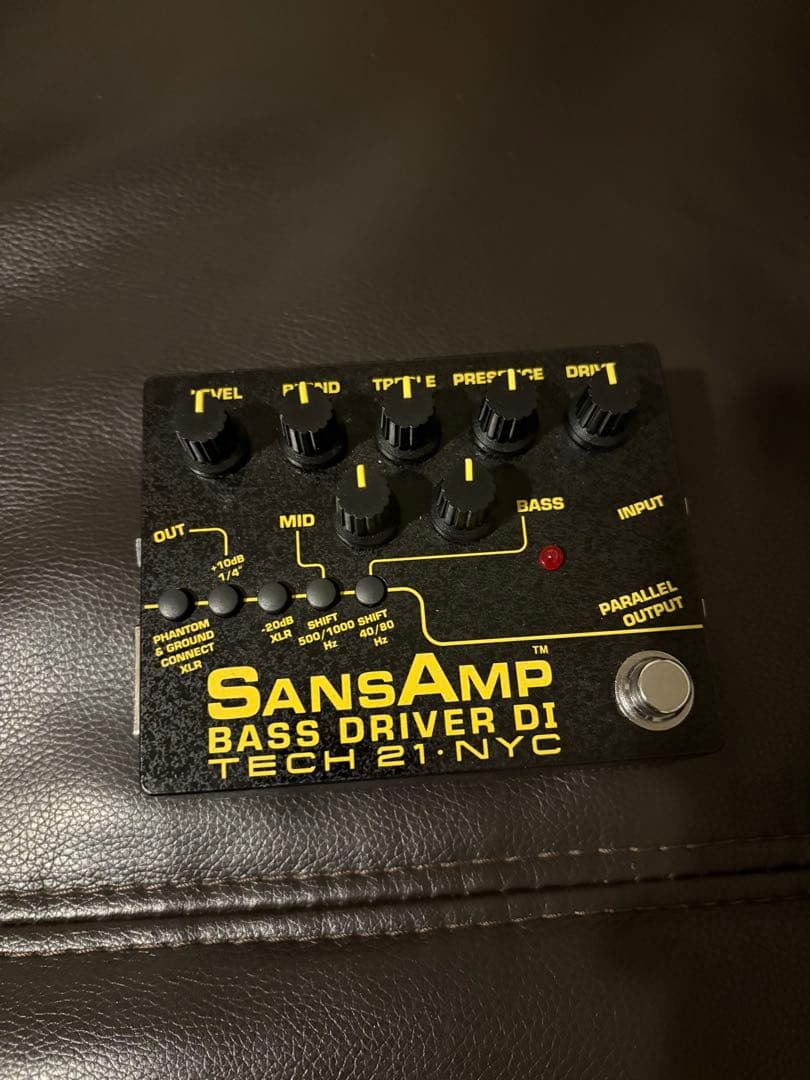 Tech 21 SansAmp Bass D DI V2 サンズアンプ
