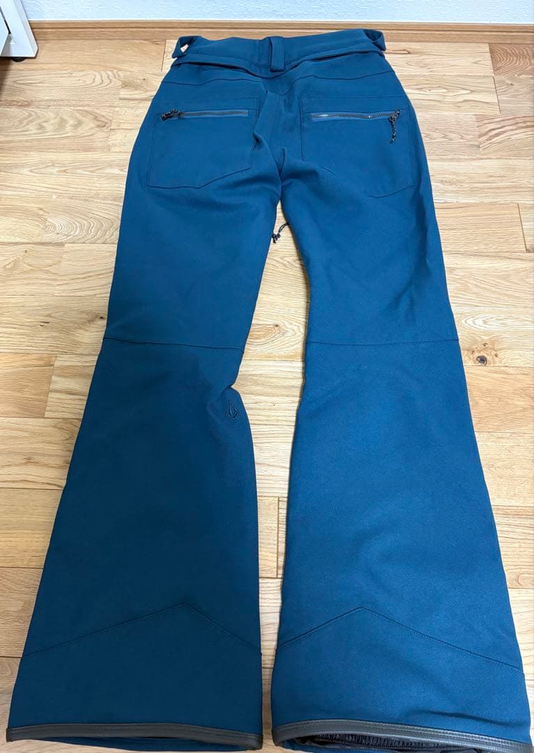 VOLCOM SPECIES スノーボードパンツ 女性用 XS