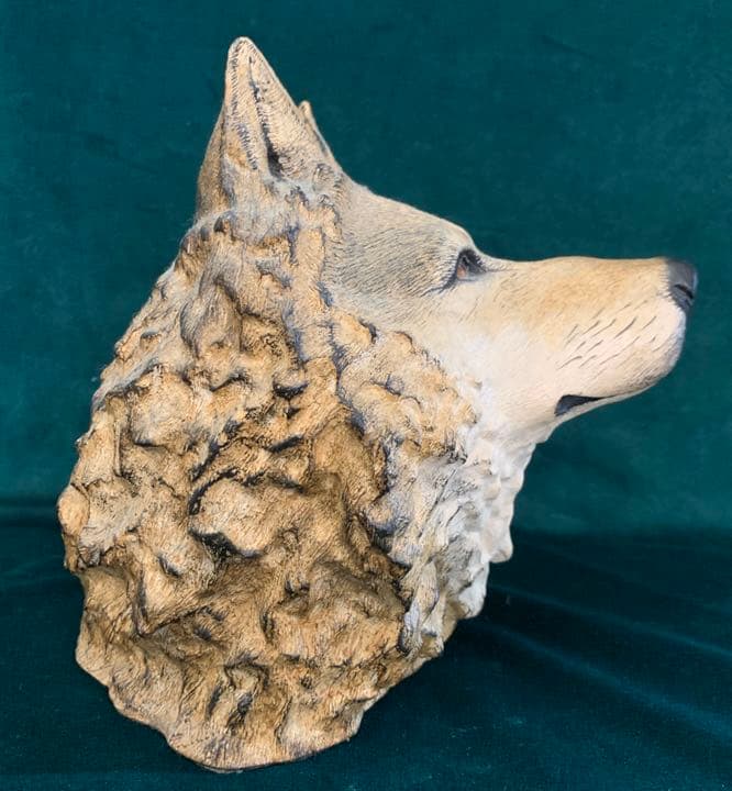 Timber Wolfの彫像、美術工芸品