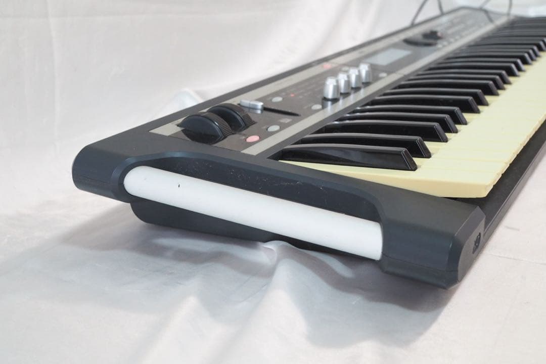 KORG X50 シンセサイザー（61鍵）