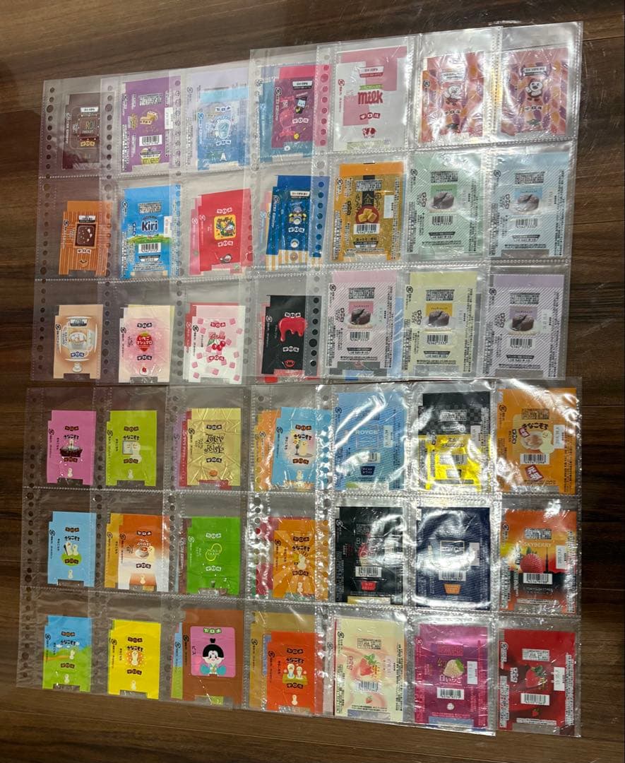 m*i様 チロルチョコ　包み紙　大量