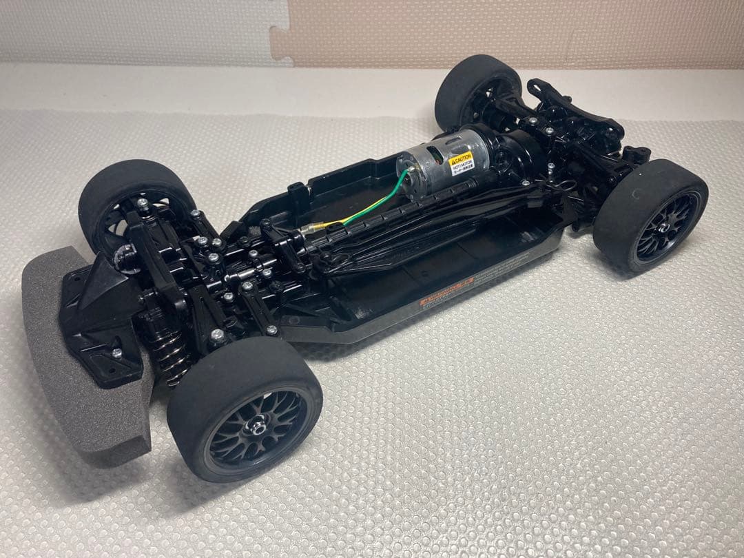 タミヤ　TT-02シャーシ　NISSAN GT-Rボディ付き