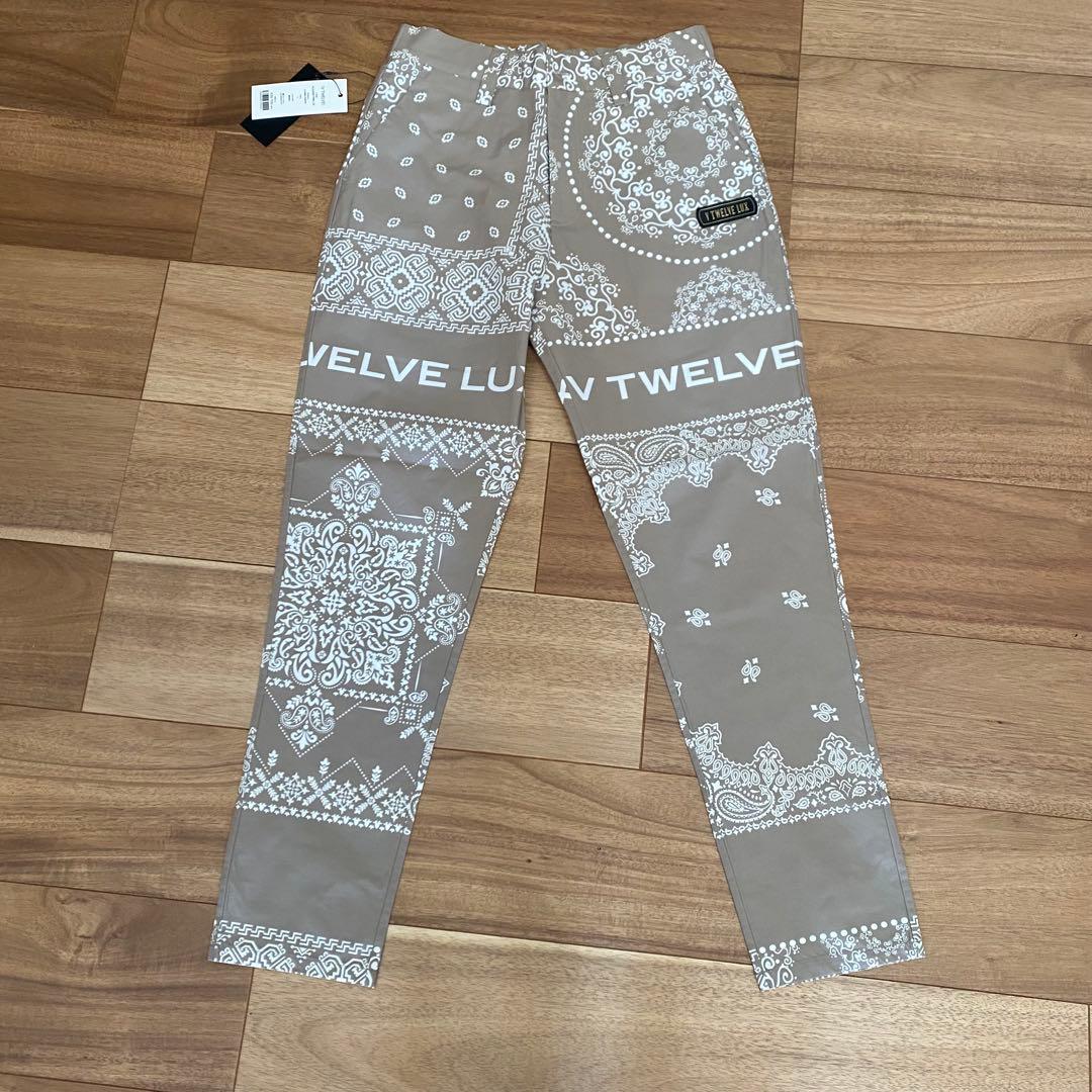 【新品タグ付き】V12 レディースV バンダナ柄パンツ