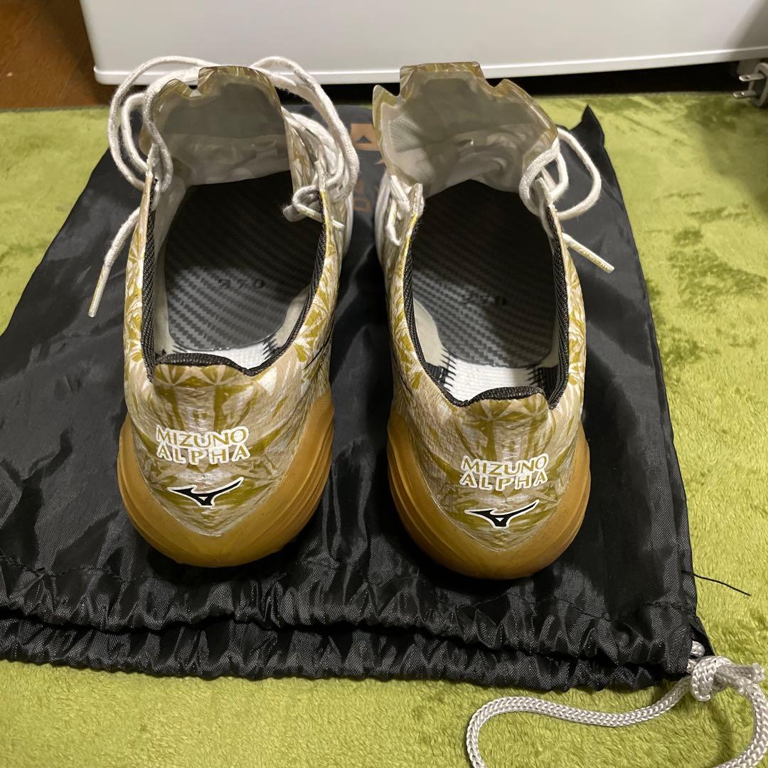 ミズノアルファ JAPAN プリズムゴールド　27cm