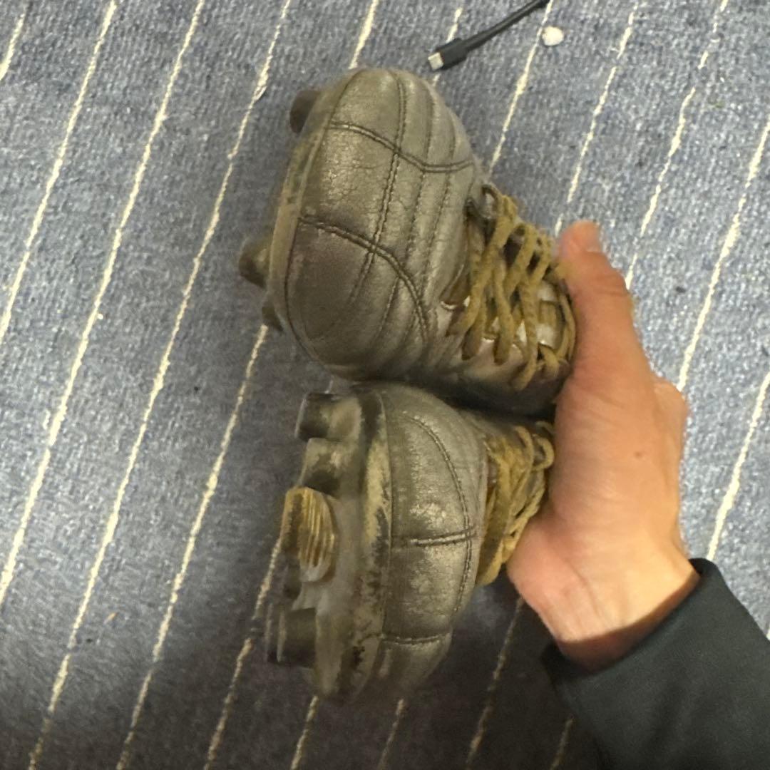 Mizuno サッカーシューズ シルバー 日本製