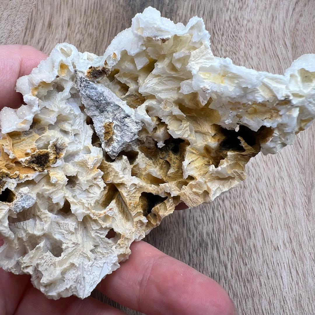 水晶ドゥルージー 仮晶 空洞 鉱物 標本 原石