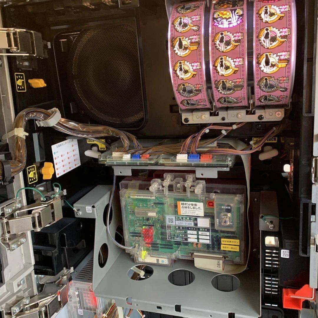 埼玉県草加市引き取り限定　初代ガールズ&パンツァー　スロット実機
