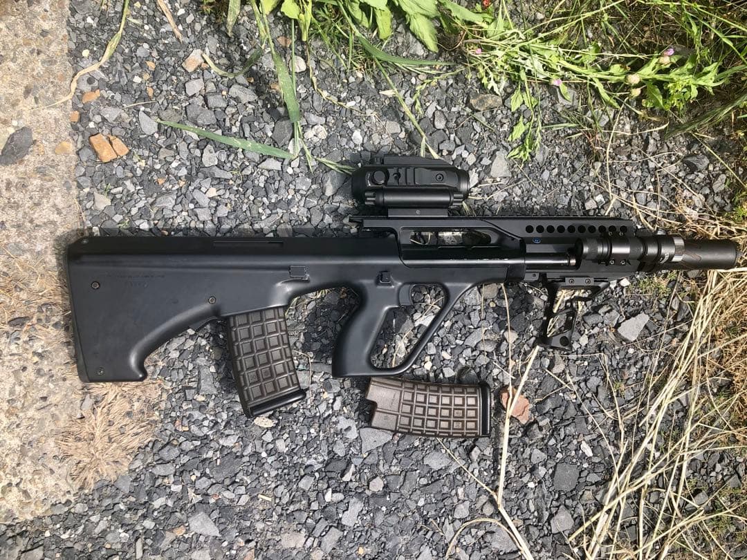 東京マルイ　スタンダード電動ガン　ステアーAUG 外装カスタム　中古