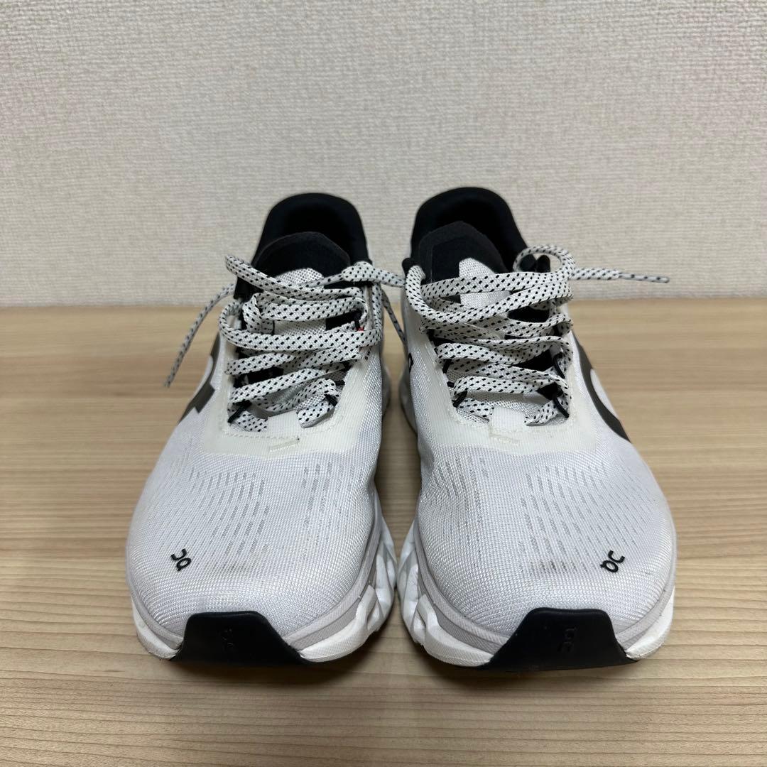 On Cloudmonster 2 25cm　ホワイト