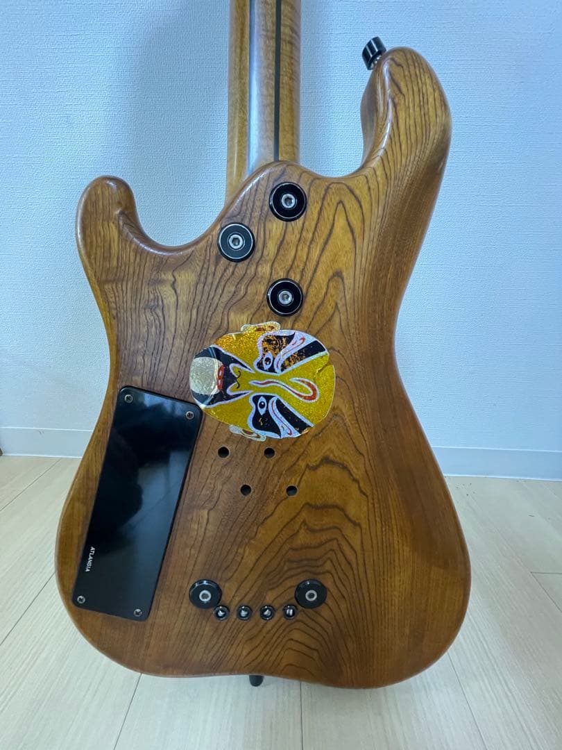 【希少】【アトランシア】 Atlansia / Garland Bass