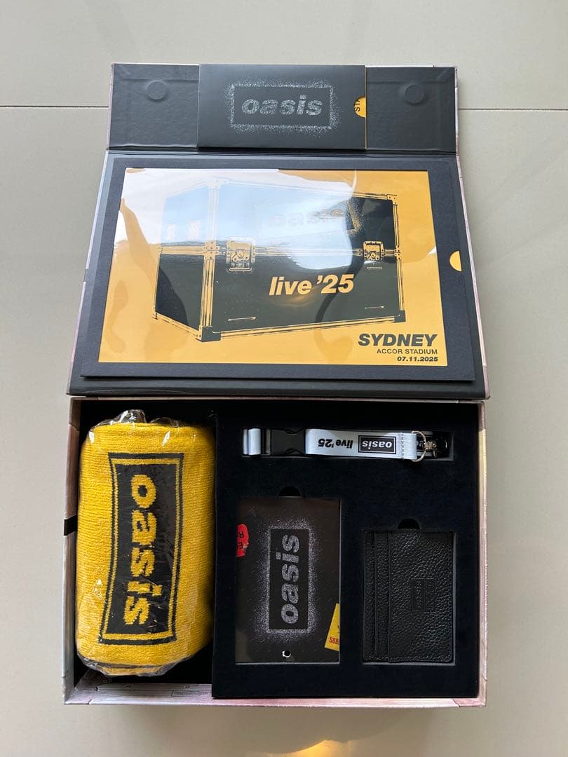 H*y様 【限定品】Oasis ライブ25 Sydney VIPボックスセット