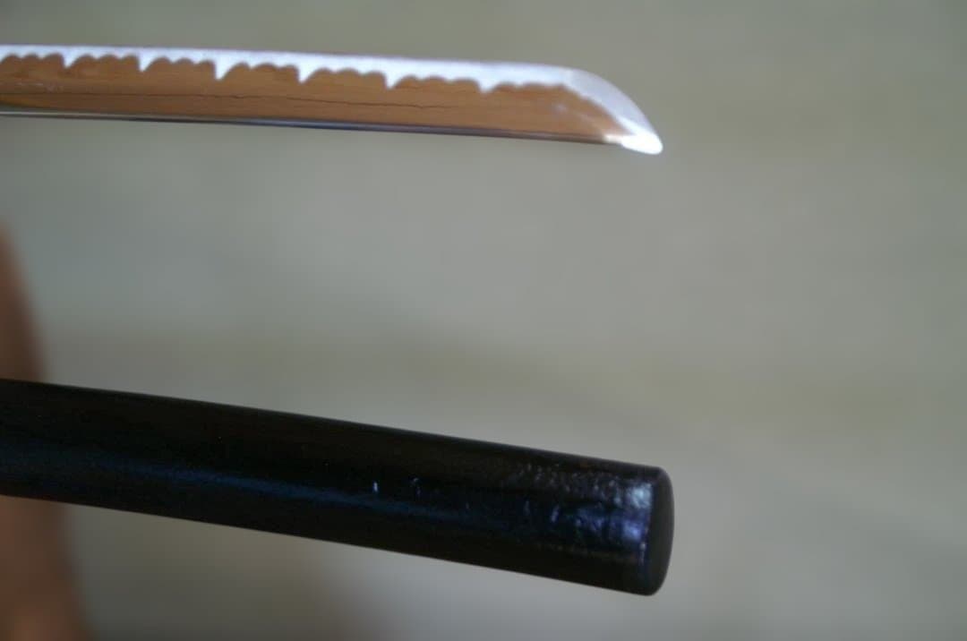 模擬刀　 黒革巻柄　腰藤巻　変わり塗鞘　７１.５cm