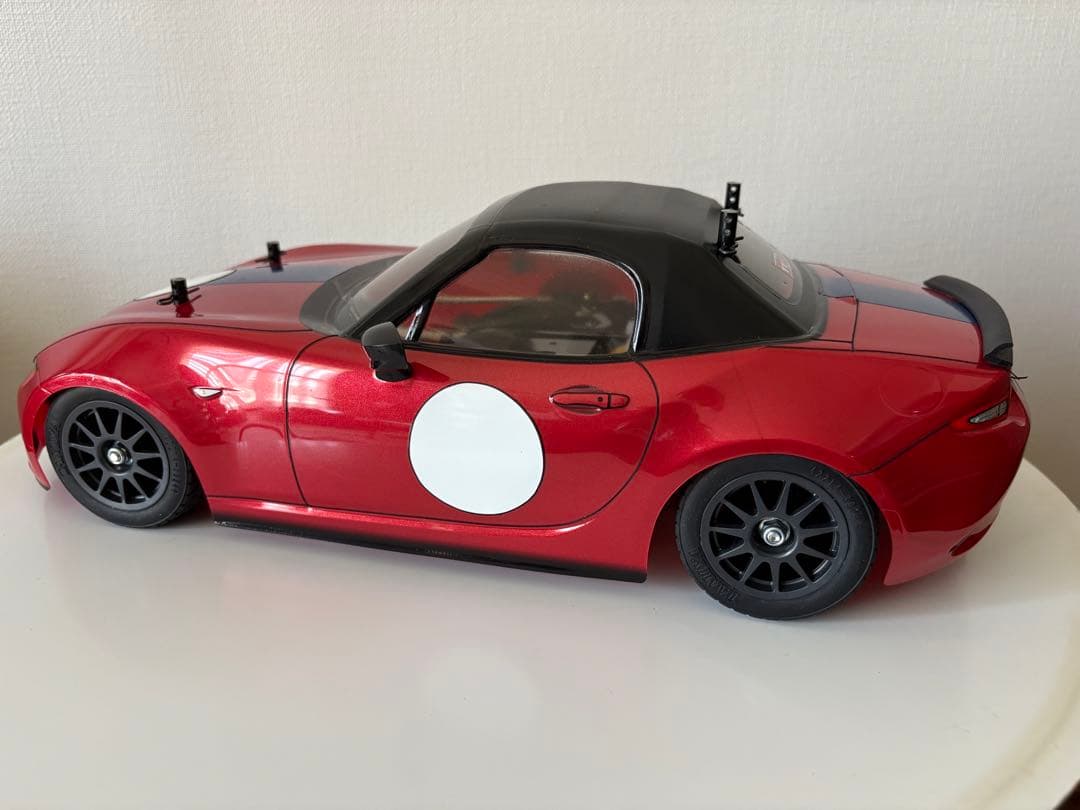 タミヤ1/10ラジコンカー ロードスター