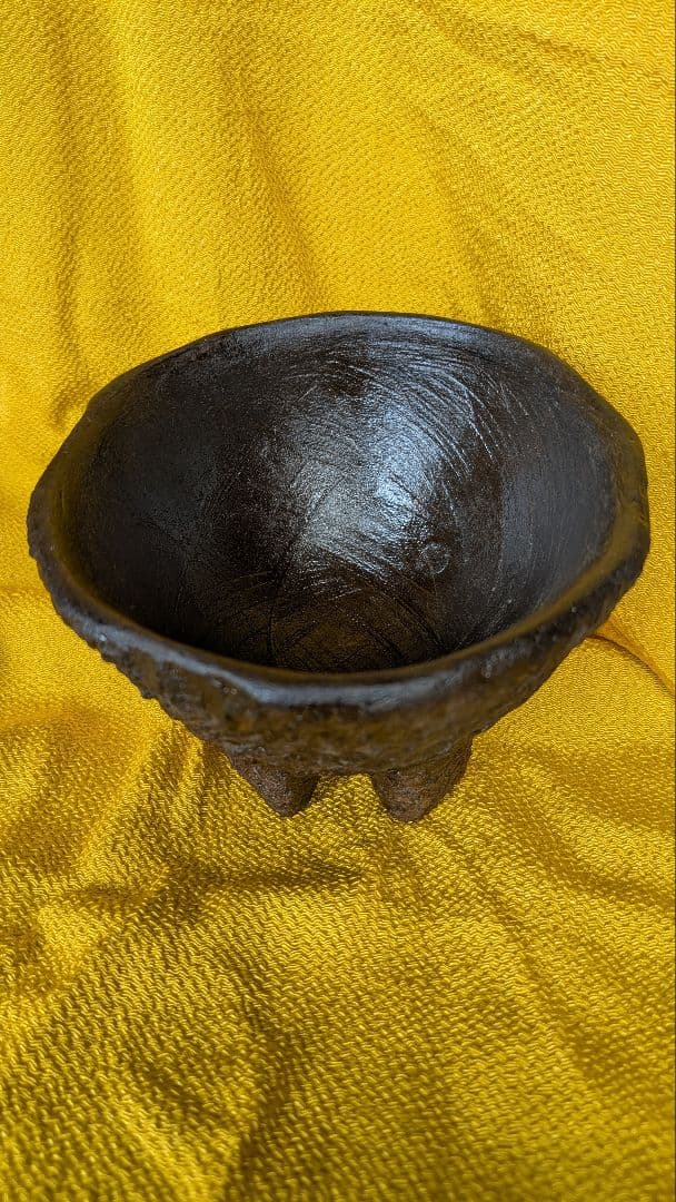 漆石器、茶碗、石茶碗、自然石茶碗、安山岩茶碗、倉田辰彦作、石の器、日本人彫刻