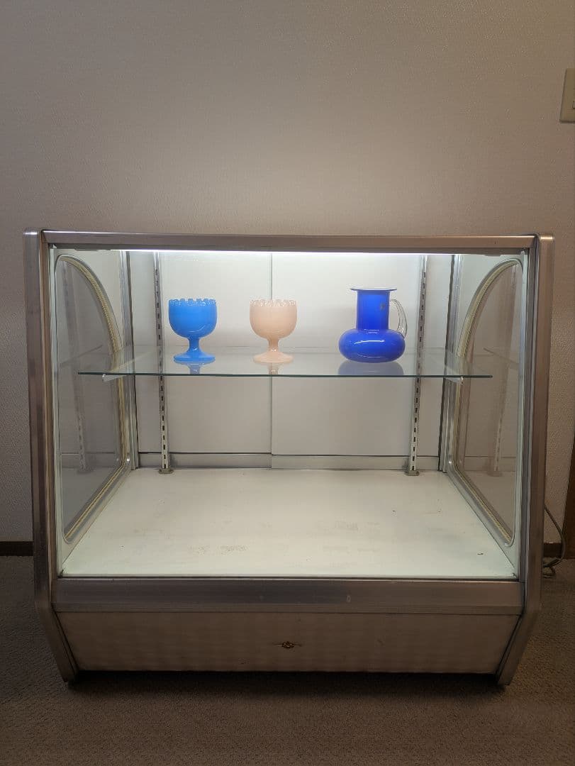 ヴィンテージ ガラスショーケース 陳列棚 照明付き中型 レトロ