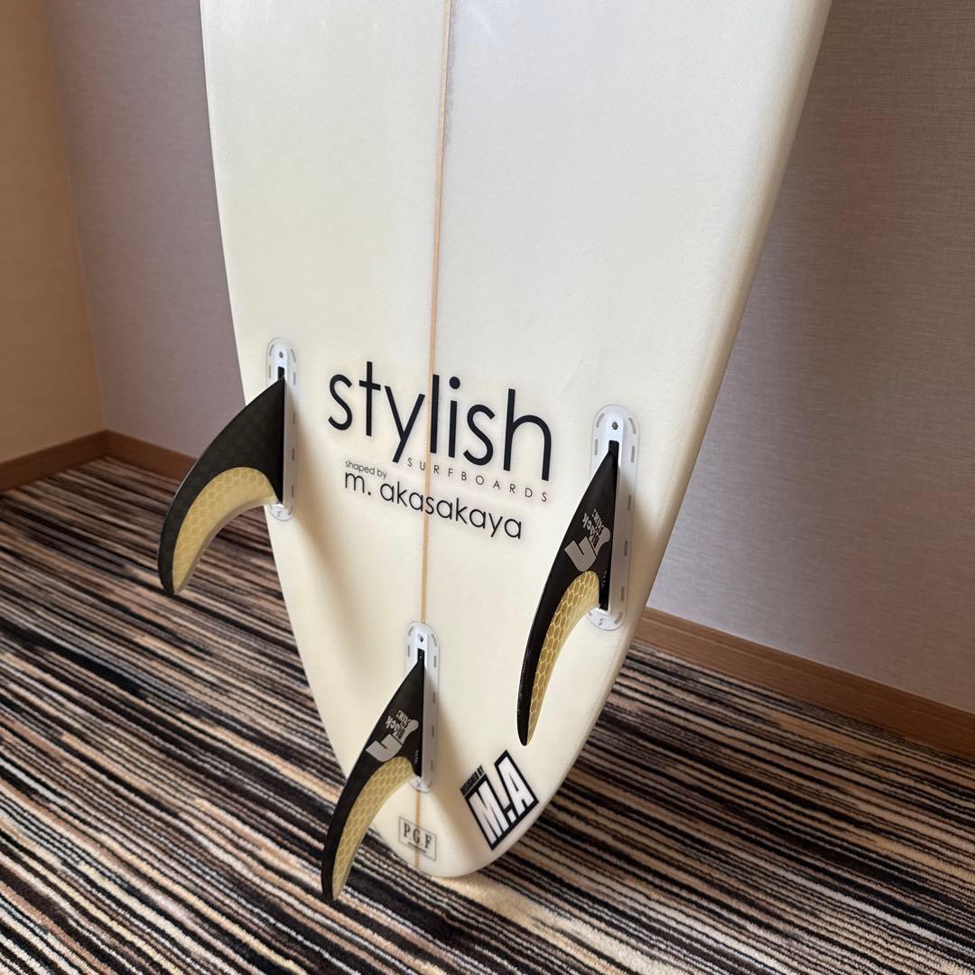stylishサーフボード(セミガン、美品、)