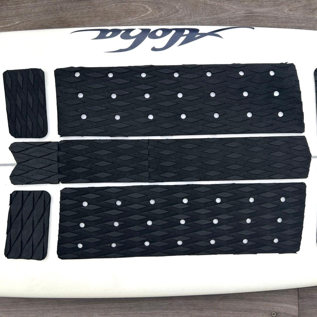 【美品】アロハサーフボードEPS BLACK PANDA5'8（早い者勝ち）