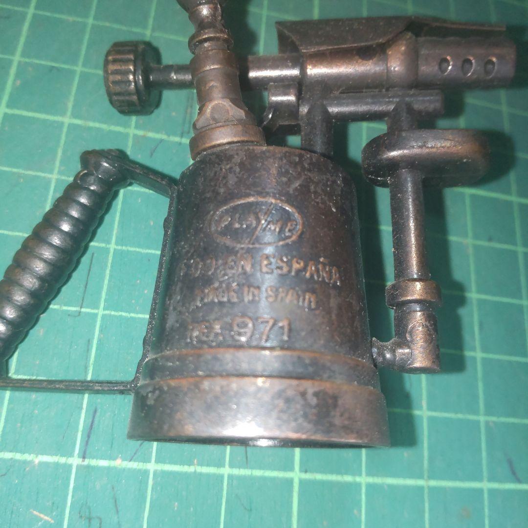 Play-me社　鉛筆削り２つ