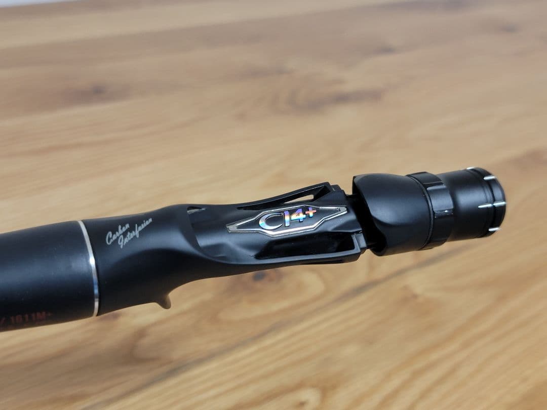 【直接受け渡し可能】シマノ 18 ポイズンアドレナ 1611M+