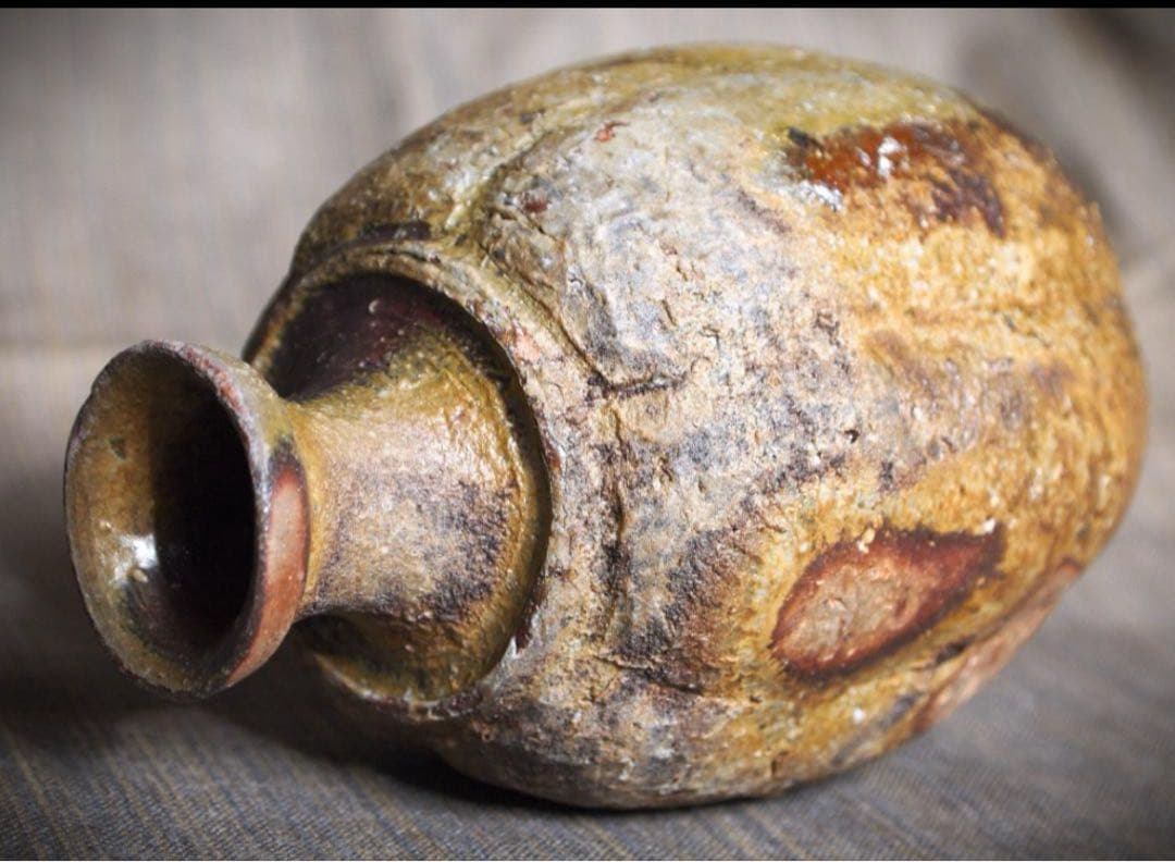 横山直樹 (師 川端文男) 備前自然練り込み徳利 徳利 共箱 陶芸 陶器 民藝