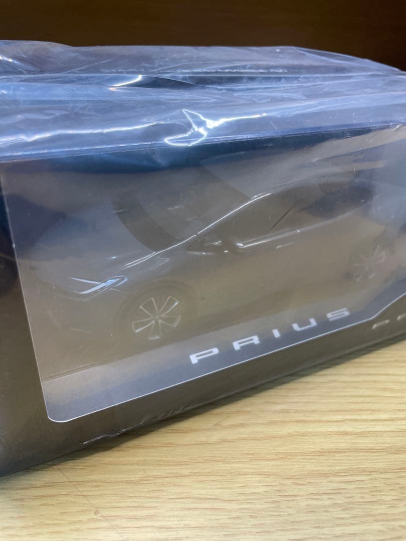 トヨタ プリウス 非売品ミニカー ケース付き カラーサンプル