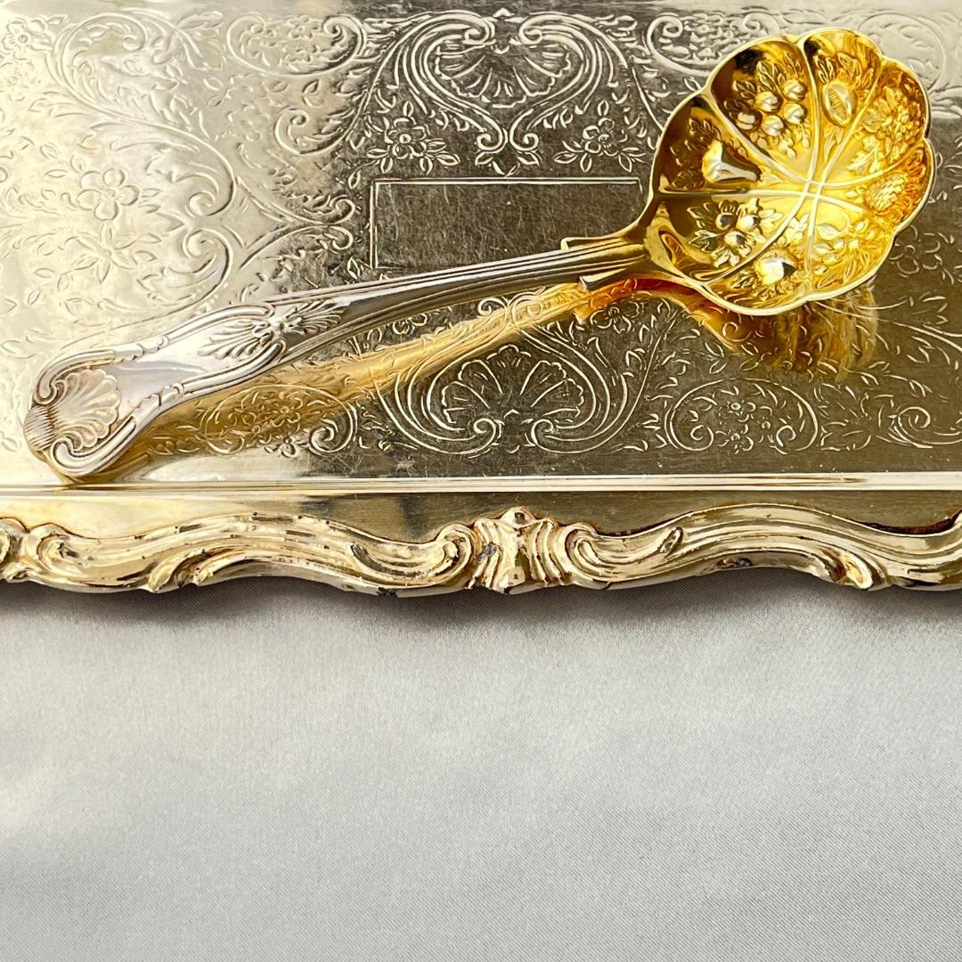 【英国】 キングスパターンのベリースプーン 【シルバープレート】