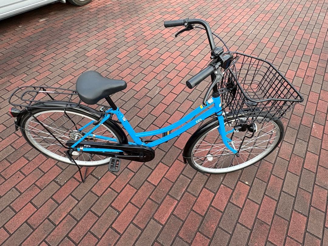 綺麗な水色ママチャリ(26㌅)個人配達致します。お引き取りでも、大丈夫です。