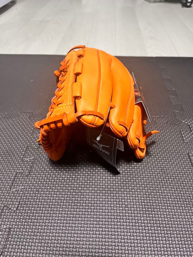 【値下げしました】MIZUNO GACHI MYTH 軟式グローブ オレンジ