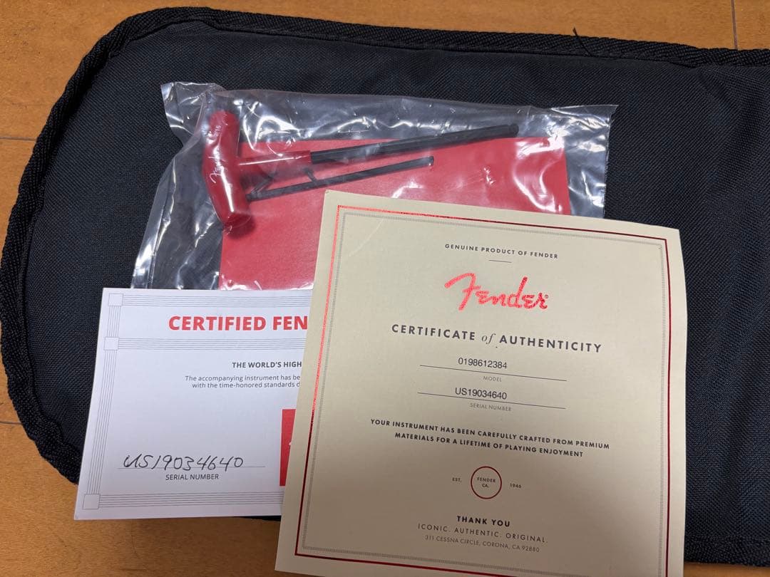 ベース Fender Jazz Bass American Performer 2019