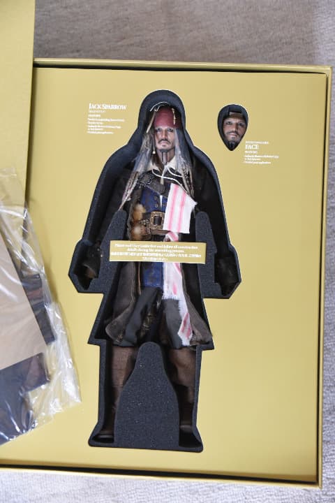 ホットトイズ製【パイレーツ・オブ・カリビアン】ジャック・スパロウ　フィギュア
