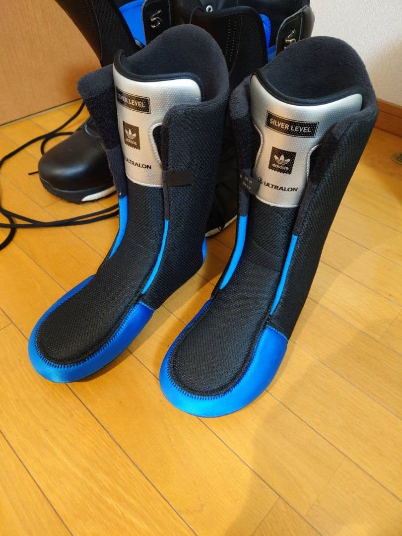 お値下げ！！ アディダス スノーボード ブーツ 紐タイプ タクティカルADV