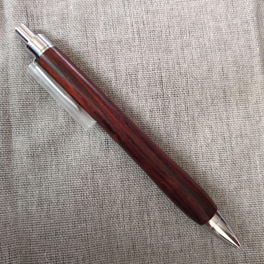 カマクラチカシツのマダガスカルローズウッドのボールペン