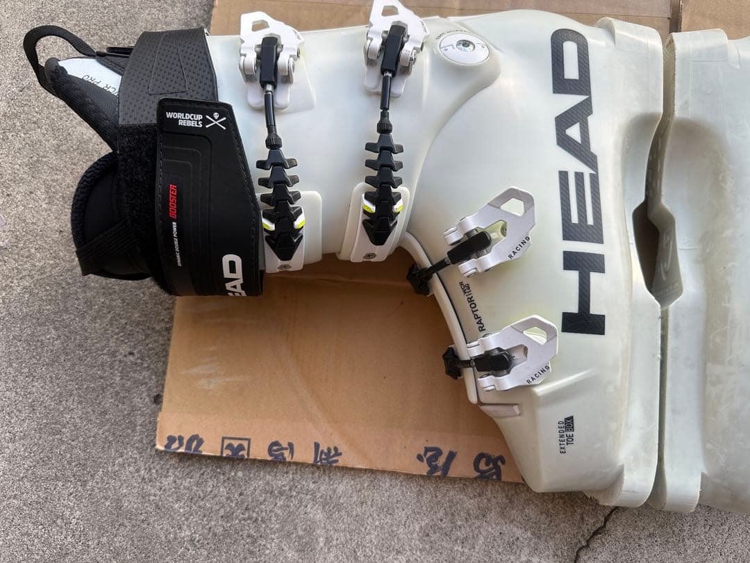 ヘッド　スキーブーツ　Raptor WCR140S 26.5cm