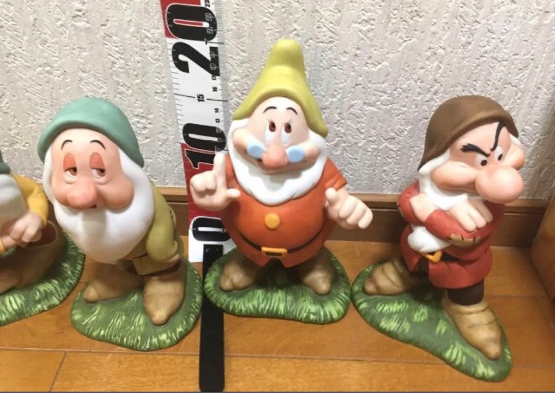 加藤工芸　ディズニー　白雪姫　七人の小人　ガーデンフィギュア