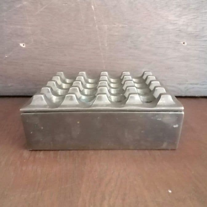 逸品　真鍮　灰皿　ミッドセンチュリー　オブジェ　スウェーデン　インダストリアル