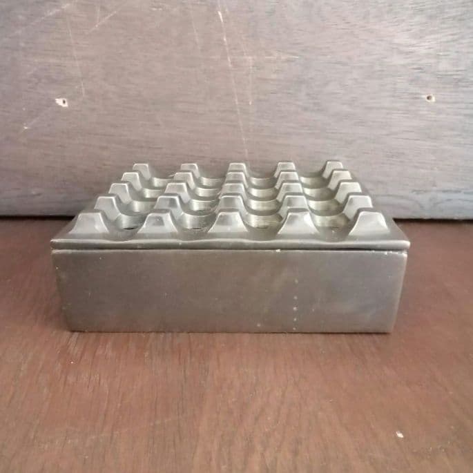 逸品　真鍮　灰皿　ミッドセンチュリー　オブジェ　スウェーデン　インダストリアル