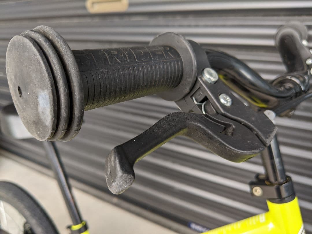 STRIDER ストライダー14x ライムイエロー