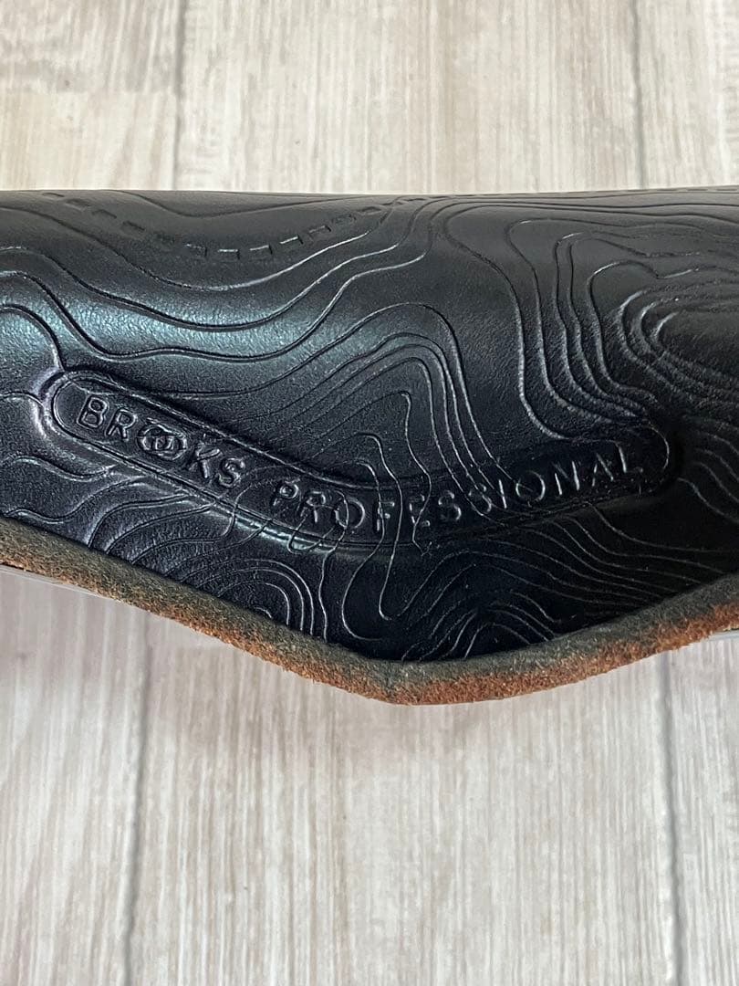 BROOKS ブルックス　限定　黒 レザーサドル 銅リベット付き　B84