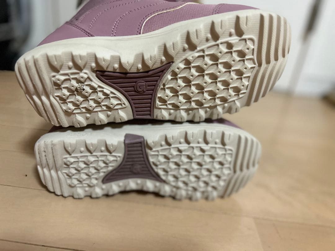 BURTON 女性用スノーボードブーツ ピンク　23センチ