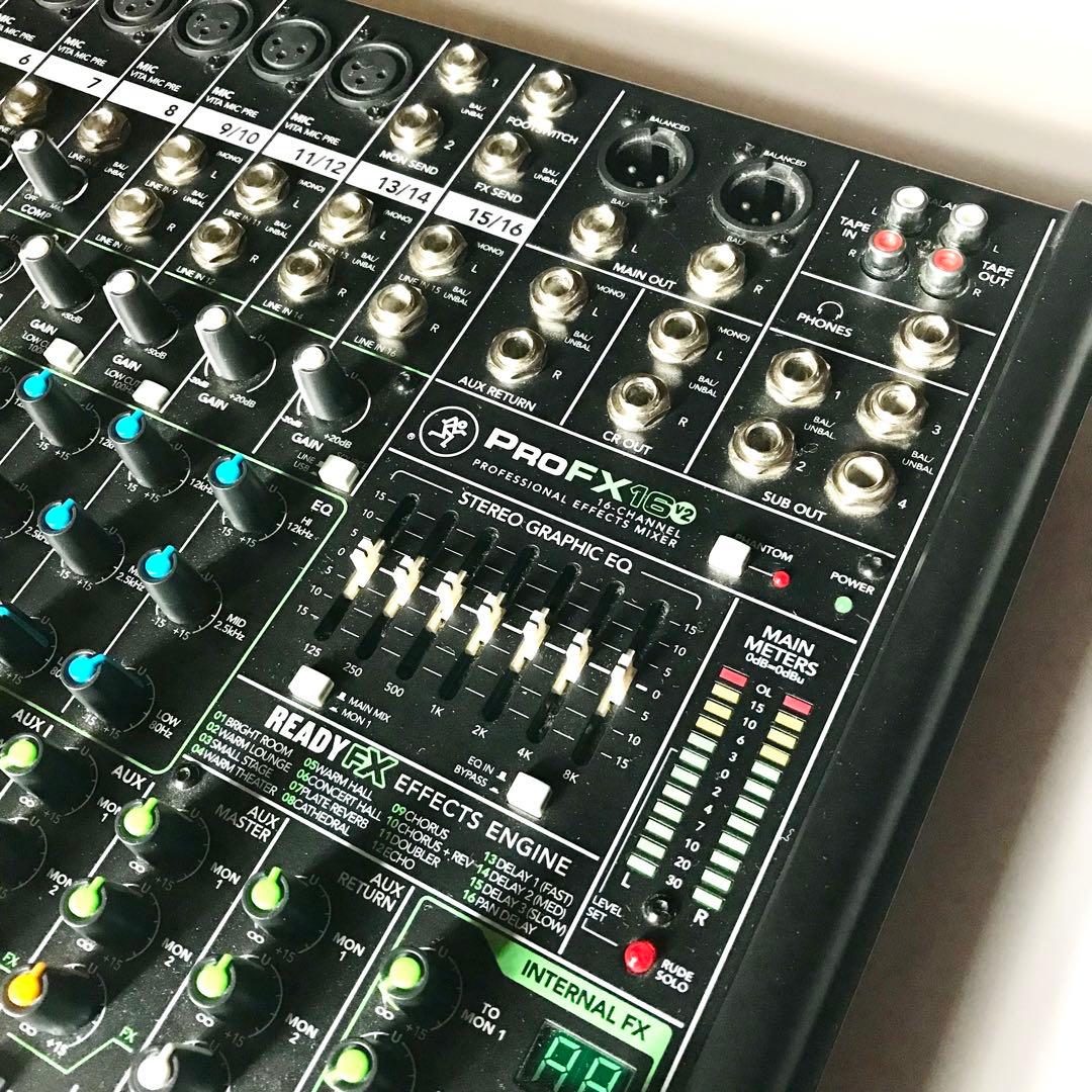 【美品】ミキサー+別売専用バッグセット MACKIE ProFX16v2