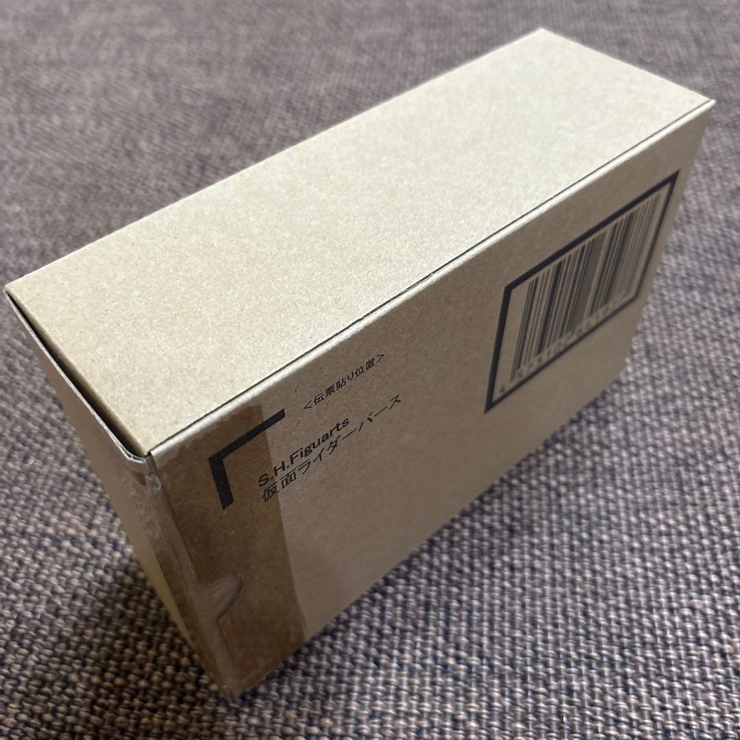 フィギュアーツ (真骨彫製法)仮面ライダー バース　s.h.figuarts