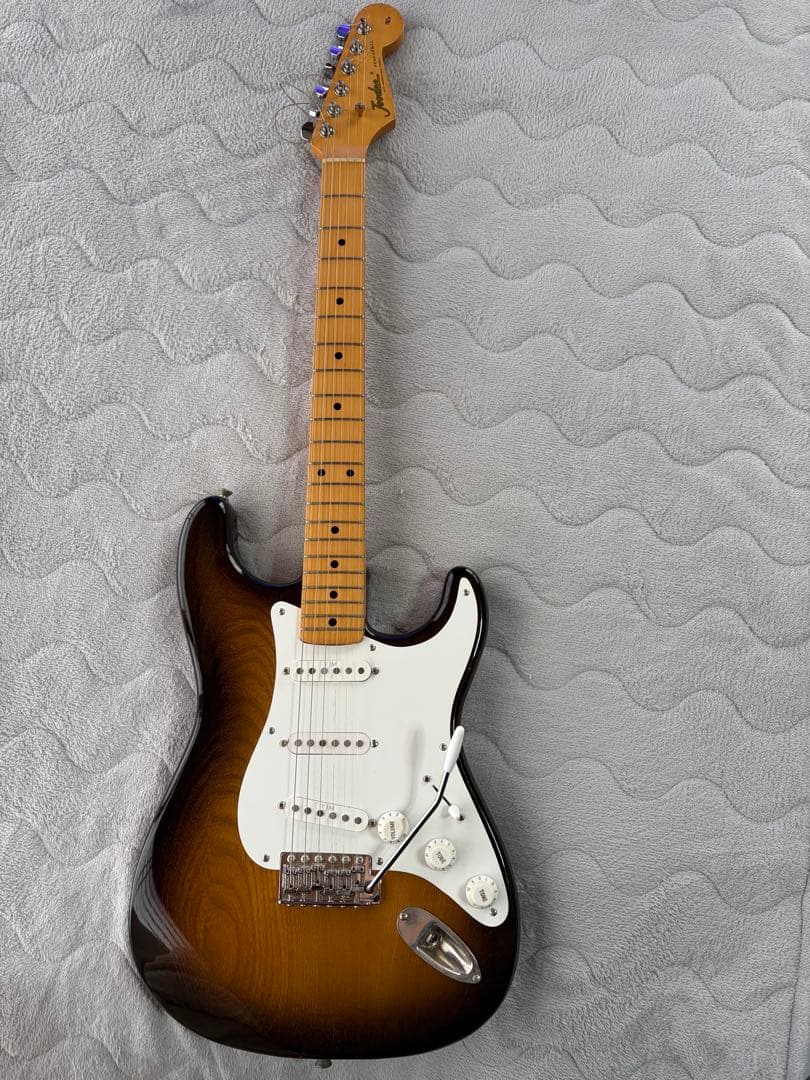 Joodee ダンカンYJM2発搭載、ロックペグ、ロック式トレモロのダブルロック