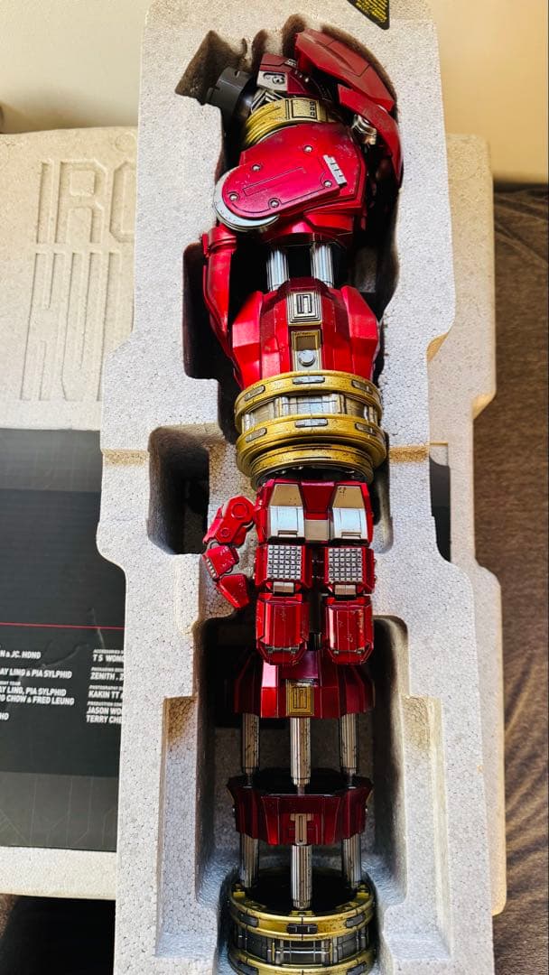 ホットトイズ　ハルクバスターデラックス版