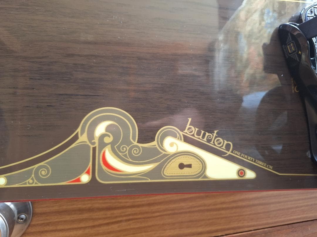 BURTON(バートン)AVENUE(アベニュー)スノーボード ビンディング付き