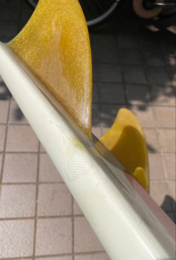 レトロツインフィッシュ5.10厚さ浮力あり