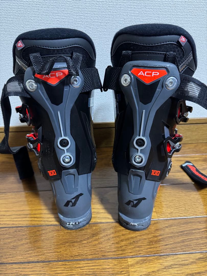 Nordica スキー ブーツ 100 【26.5㎝】【Last102】