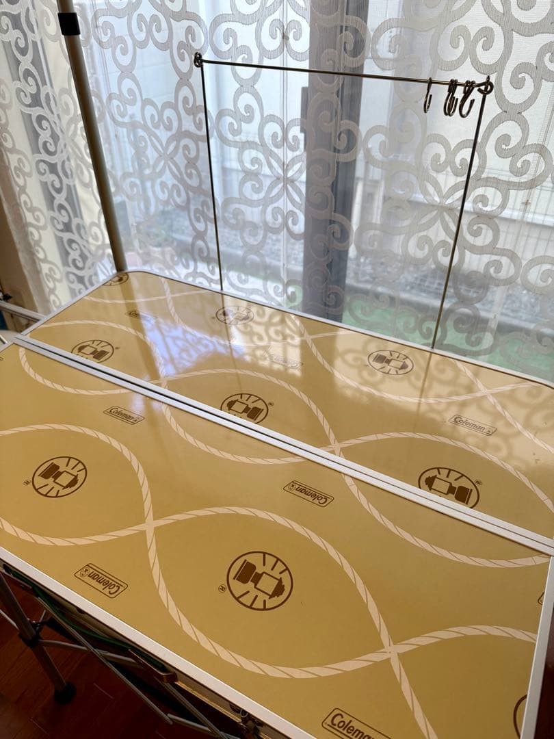 コールマン⭐︎折りたたみ式アウトドアキッチンテーブル