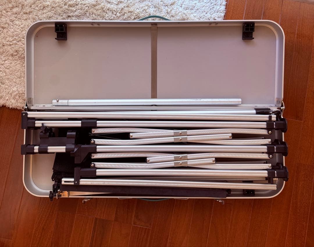 コールマン⭐︎折りたたみ式アウトドアキッチンテーブル